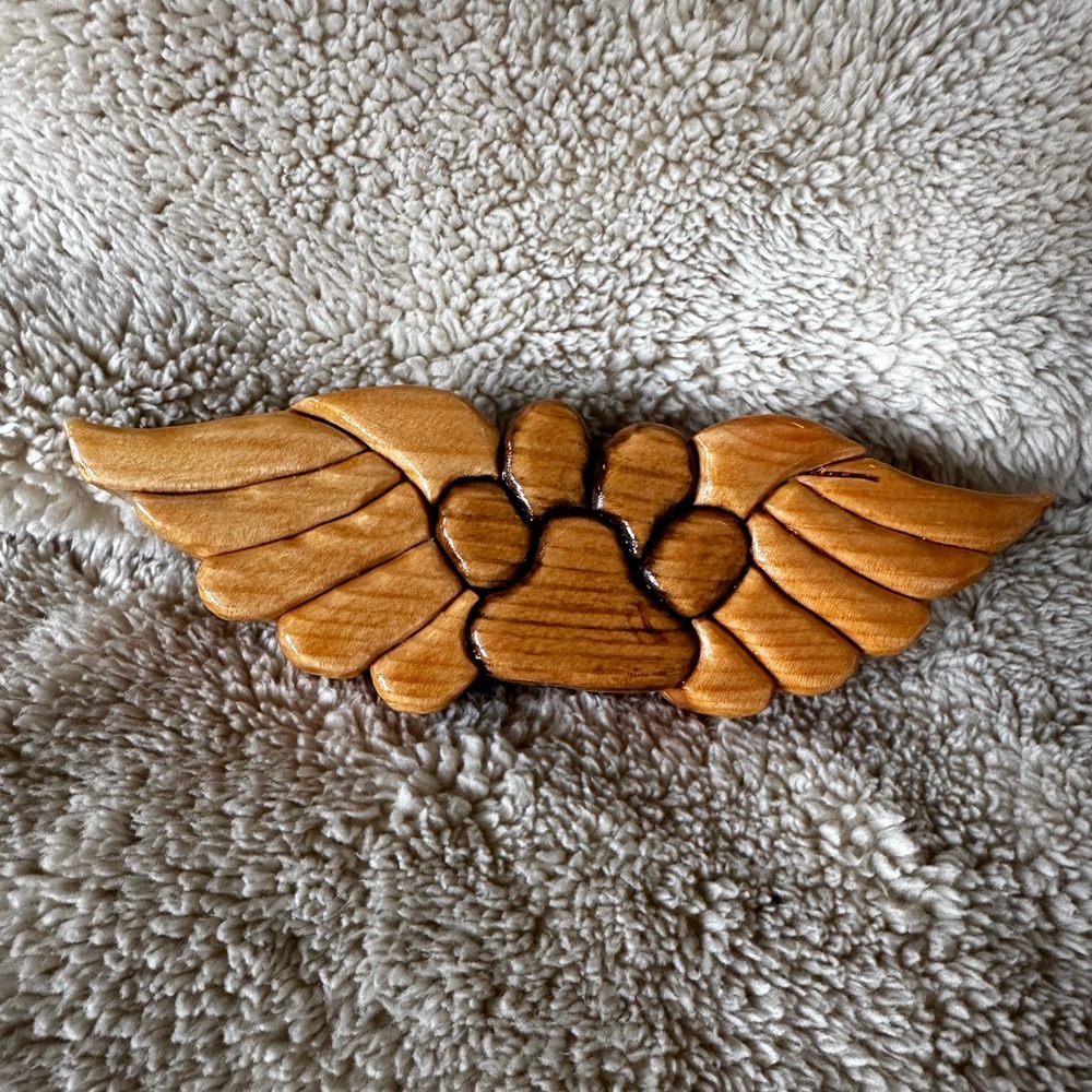 Handmade Pet Memorial. Wood Paw With Wings